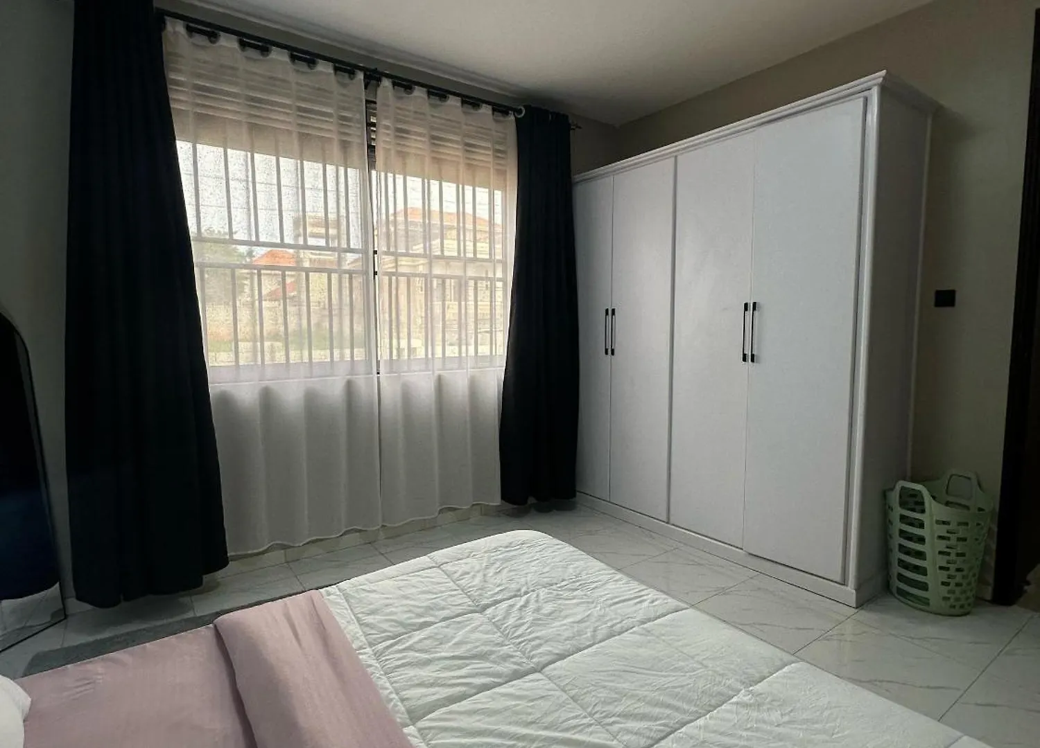 Luxury Feels Kulambilo Apartment Kampala 0*,  Uganda