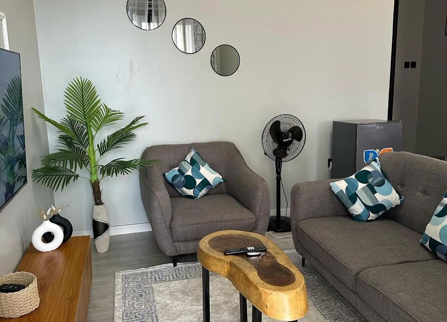 Luxury Feels Kulambilo Apartment Kampala
